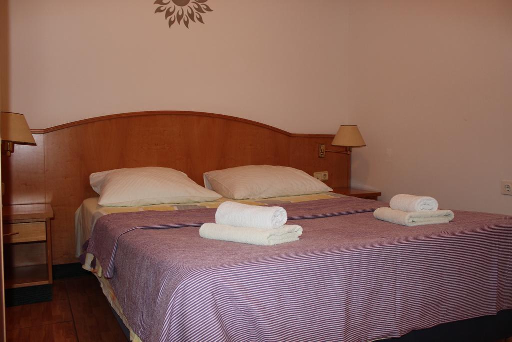 Guest House Dada Дубровник Екстериор снимка